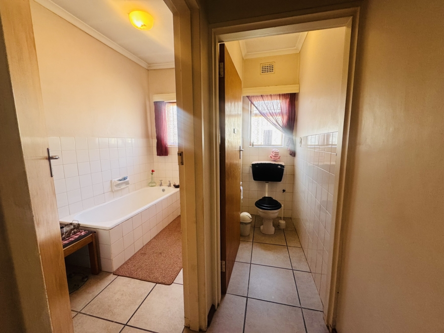 4 Bedroom Property for Sale in Van Der Stel Western Cape